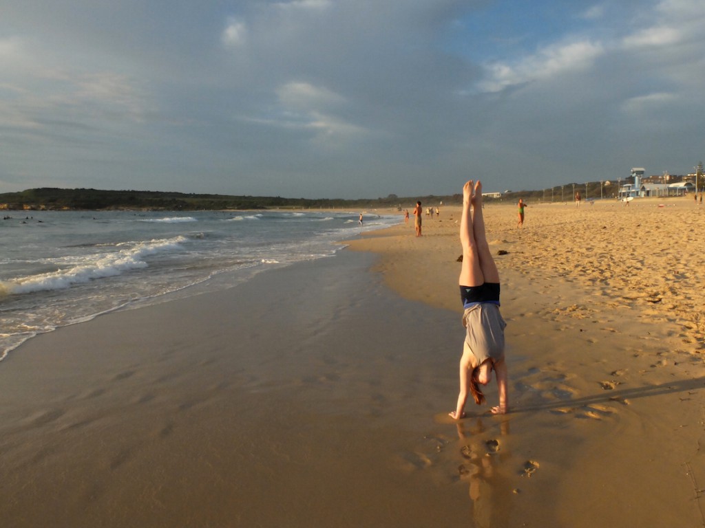 Maroubra Beach at dawn handstand L