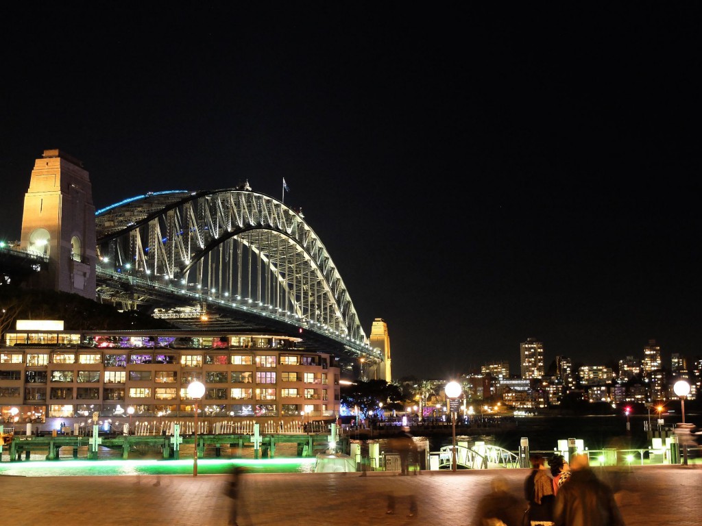 Vivd Sydney Harbour Bridge